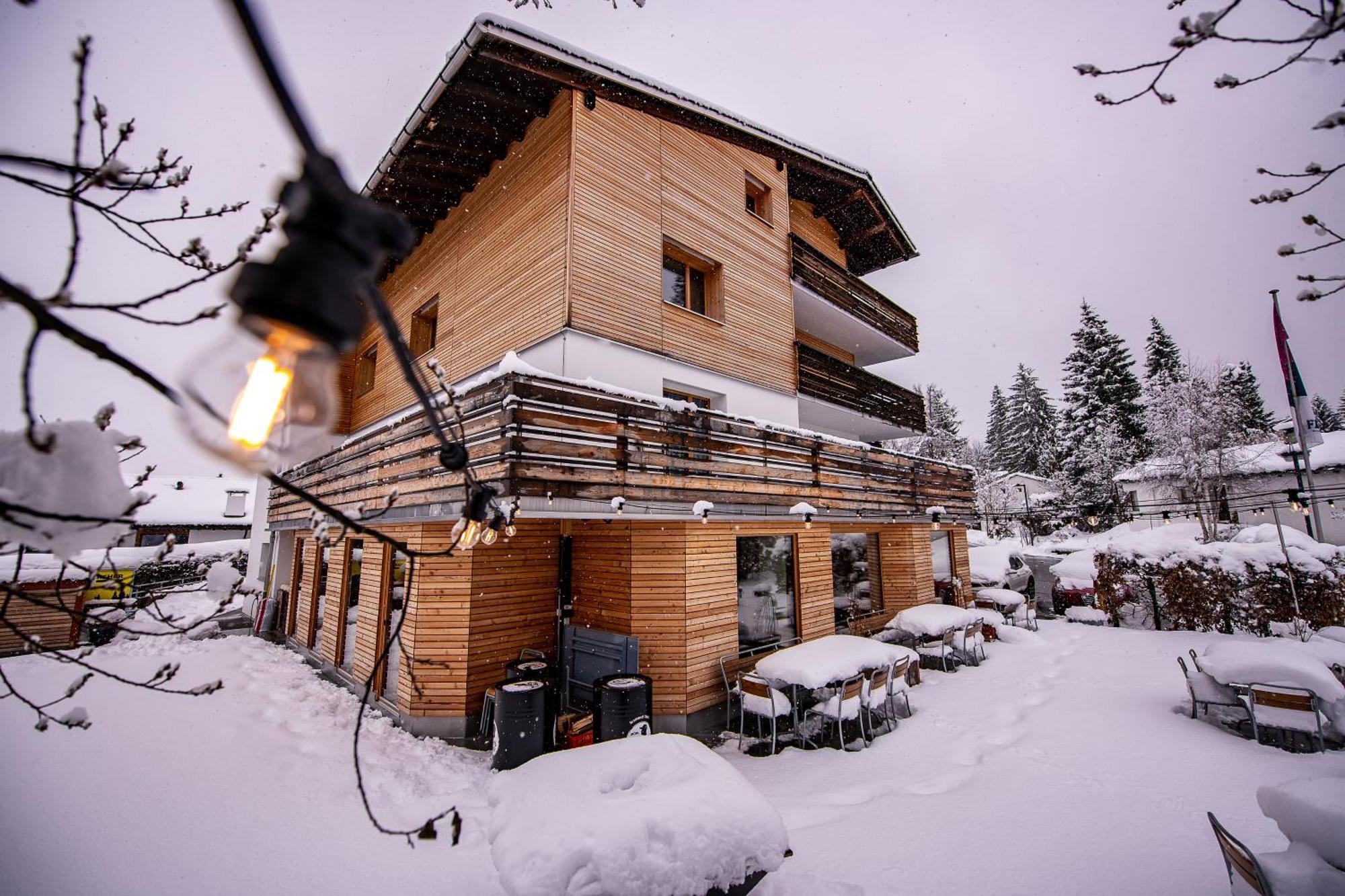 Flem Mountain Lodge Flims Exterior photo