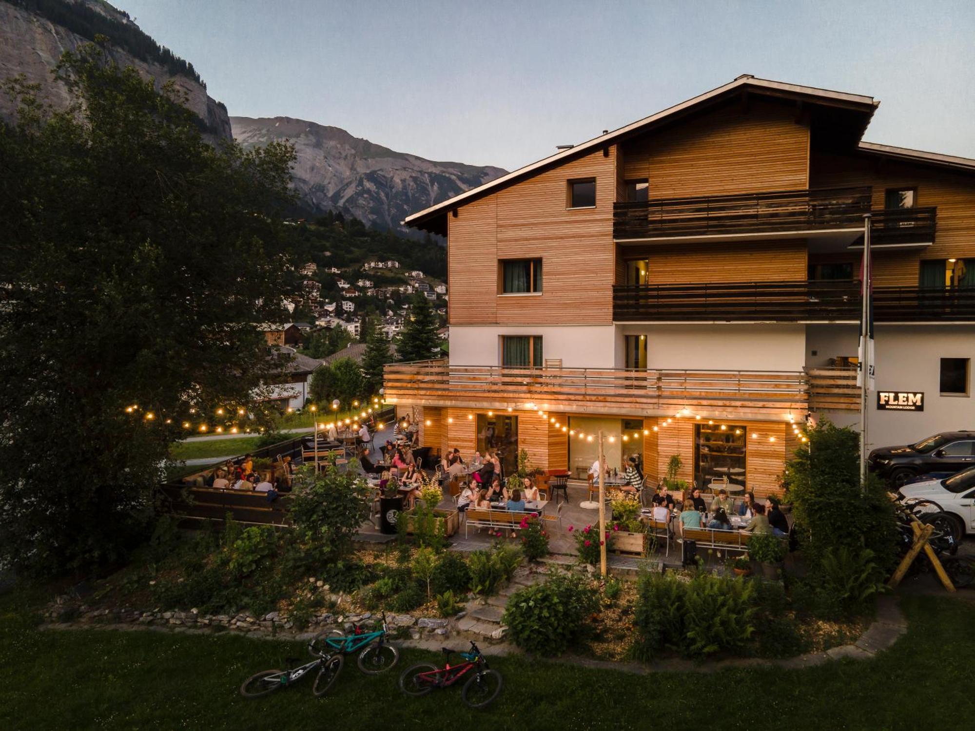 Flem Mountain Lodge Flims Exterior photo